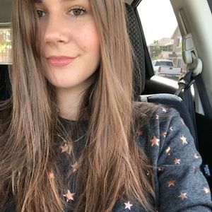 Meet your Posher, Nicole